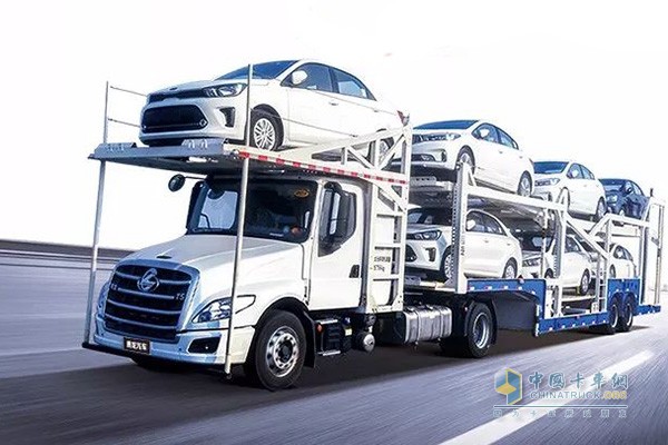 東風柳汽乘龍T5