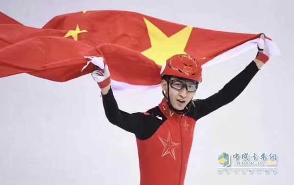 武大靖奪得短道速滑男子500米項(xiàng)目冠軍