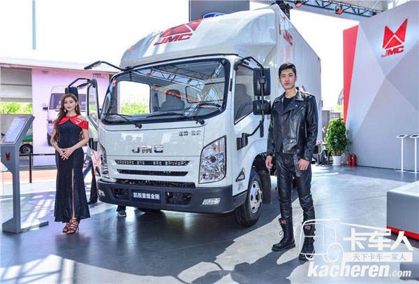 江鈴兩款全新輕卡亮相北京車展，詮釋進(jìn)化與拓界之路