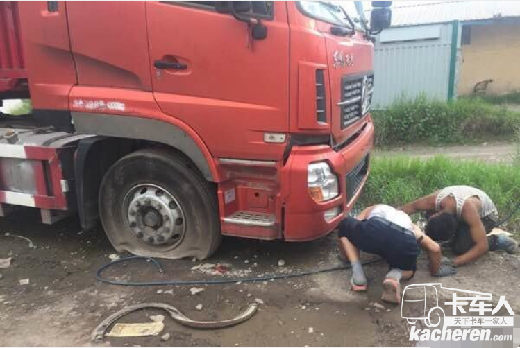 一閉一睜兩世界，“疲勞駕駛”怎杜絕？