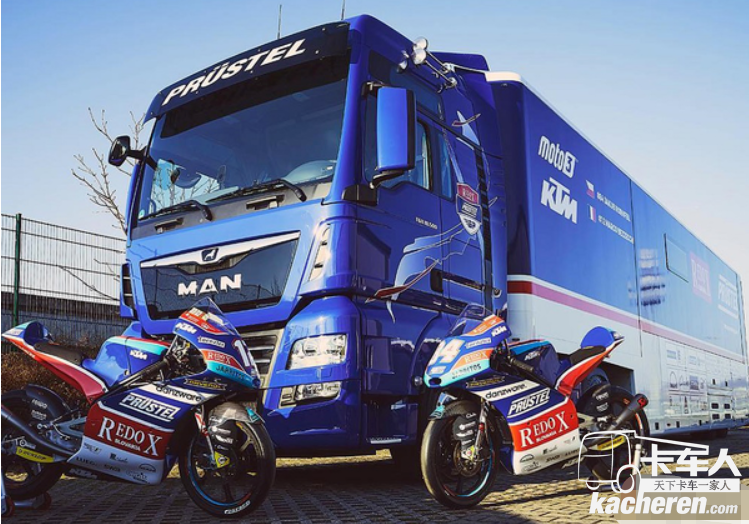 看看歐洲賽車隊(duì)的拖掛卡車，都是高端貨