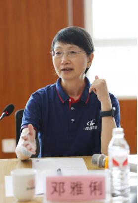 中國橡膠工業協會會長鄧雅俐