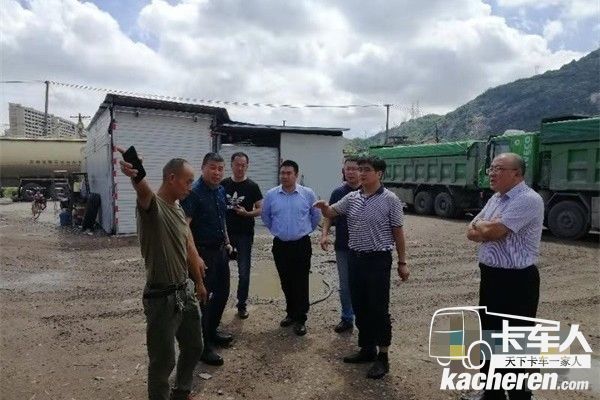 北奔重汽黨委副書記、總經(jīng)理郭平曉調(diào)與用戶代表交流