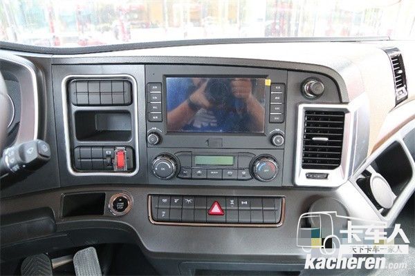 格爾發2020款車載大屏及功能按鍵位置優化