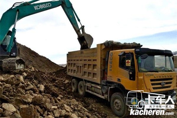 上汽紅巖自卸車性能優越