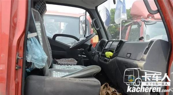 福田時(shí)代M駕駛舒適度高