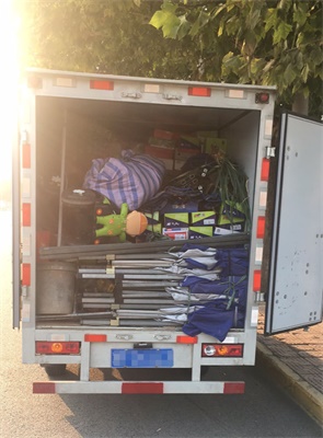 福田祥菱商務之星貨箱裝得滿滿的