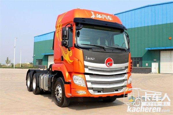 長征鳳凰C5新車搭配濰柴發動機法士特變速箱