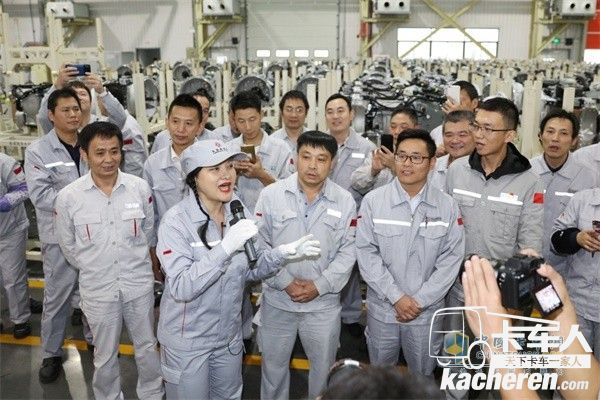 東風(fēng)商用車現(xiàn)場(chǎng)歌唱