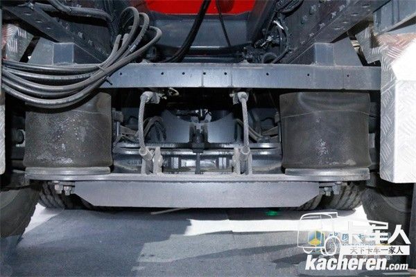 奔馳第五軸氣囊橋布置,帶隨動轉向