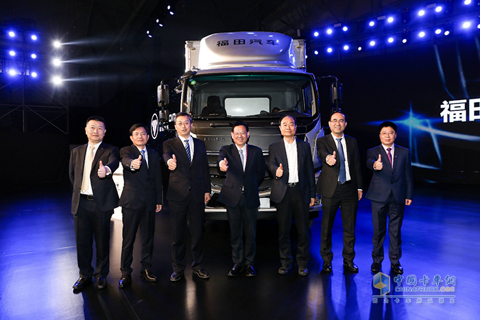協會領導、福田汽車領導集體點贊歐航中卡