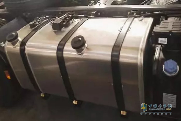 東風商用車 東風天龍KX 牽引車