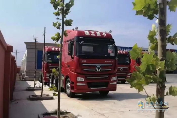 徐工重卡 漢風(fēng)G9 ?；愤\(yùn)輸車