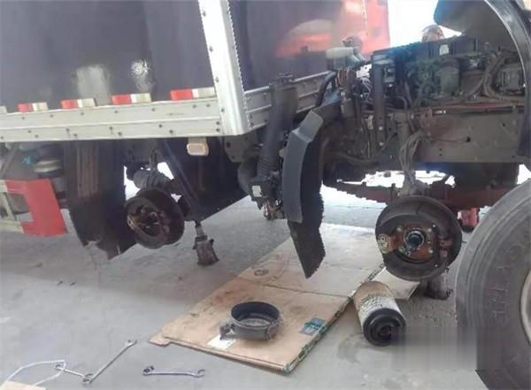 一汽解放  牽引車(chē)