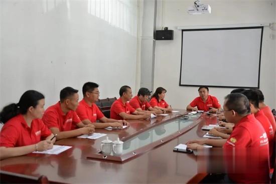 東風商用車 經(jīng)銷商 牽引車