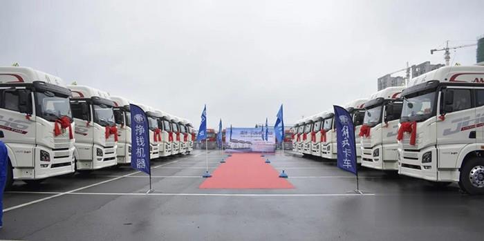 解放動力,發動機