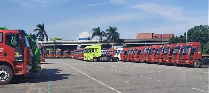 解放動力,發動機