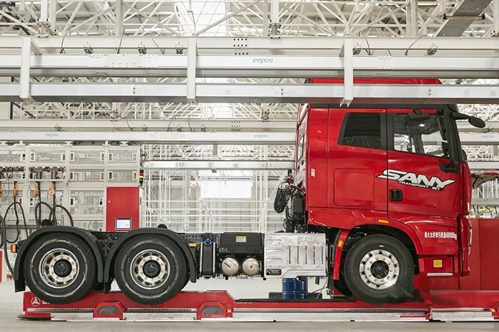 三一集團(tuán) 智聯(lián)重卡產(chǎn)業(yè)園 整車批量下線