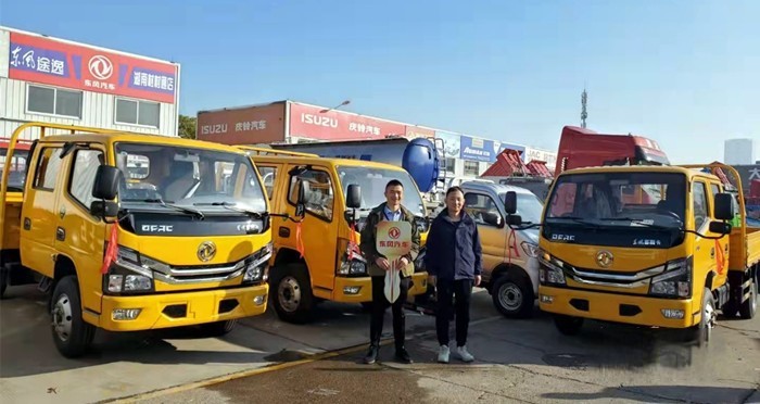 東風輕型車在市政工程這一細分市場早已遍地開花