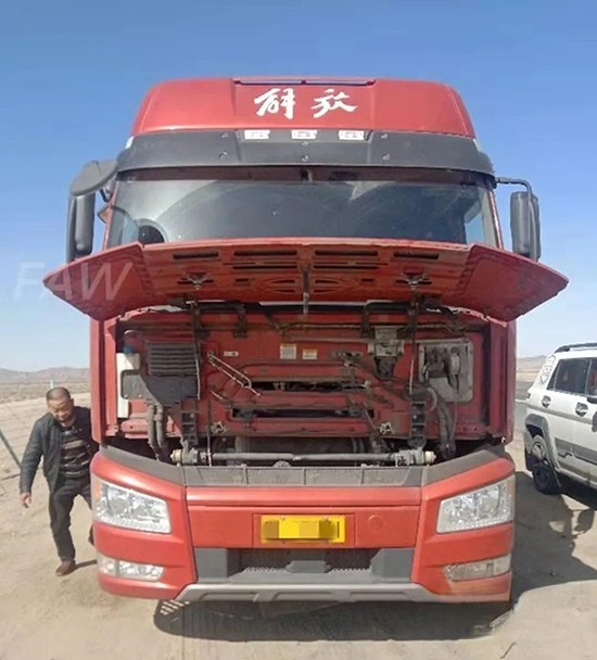 疫情當(dāng)前哈密隆祥跨區(qū)救援  不計(jì)得失詮釋解放卡車(chē)感動(dòng)服務(wù)