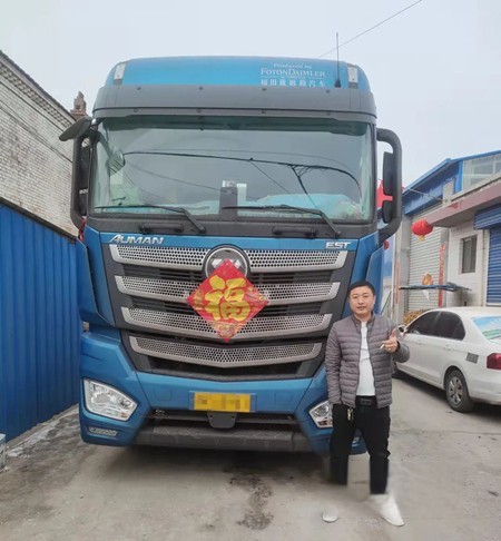 張師傅和他的歐曼15L自動擋燃氣車