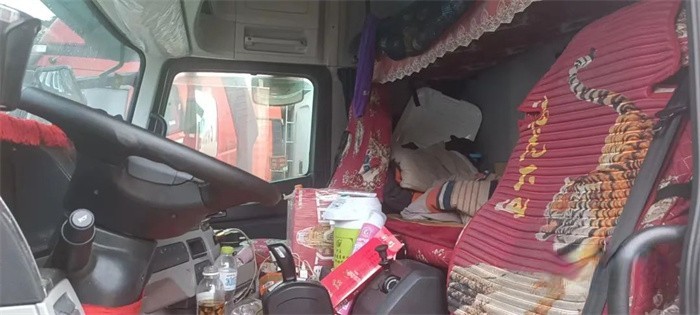 歐曼國六EST自動擋重卡