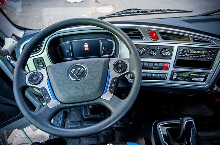 歐航R Pro自動擋中卡2.0版產(chǎn)品中控臺