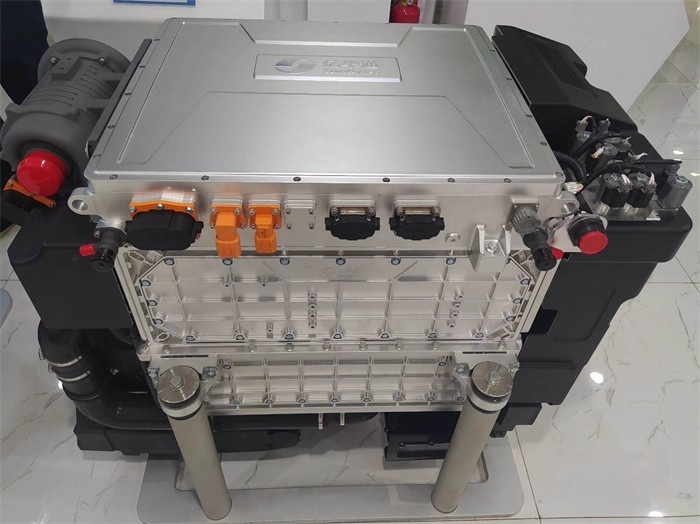 億華通  氫燃料電池   240KW