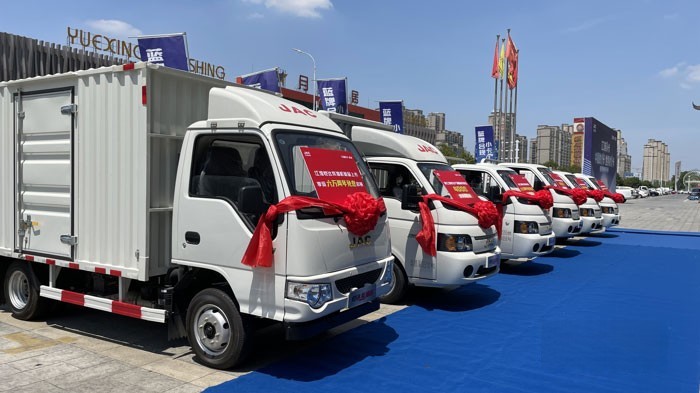 江淮1卡愷達(dá)X6精靈虎柴油版轎卡