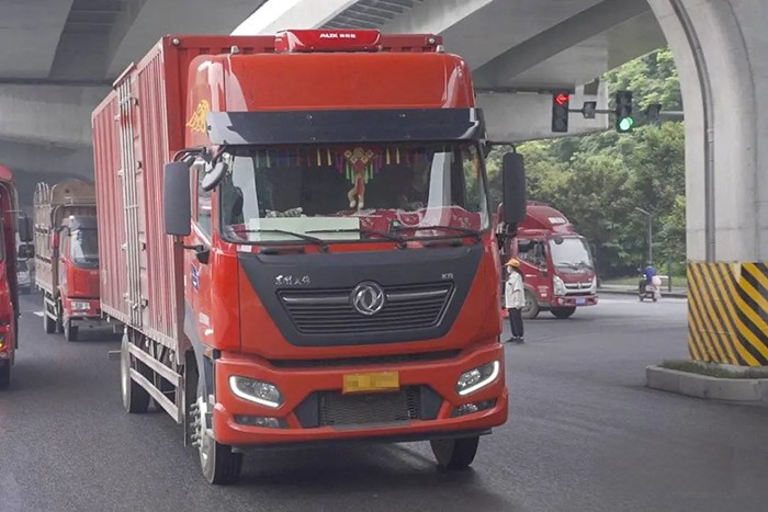 東風(fēng)康明斯,D6.7,六缸,發(fā)動(dòng)機(jī)