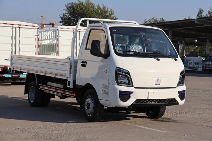 歐鈴汽車，唐駿汽車，新鋒銳V5E