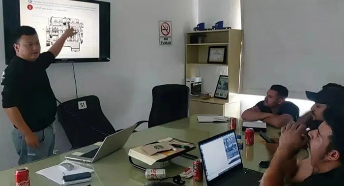 解放動力,發動機