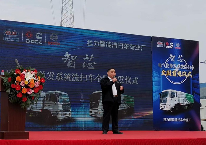 東風(fēng)康明斯,發(fā)動(dòng)機(jī)