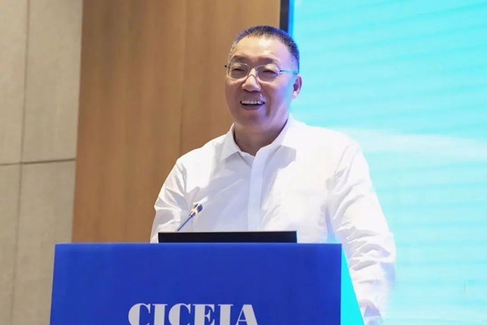 解放動力,發動機