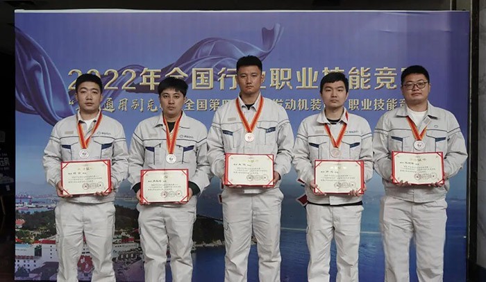 解放動力,發動機