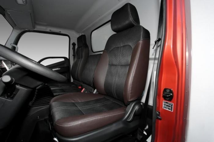 無懼坡路，一路暢行，領(lǐng)航M6小八檔產(chǎn)品專為山區(qū)定制而來