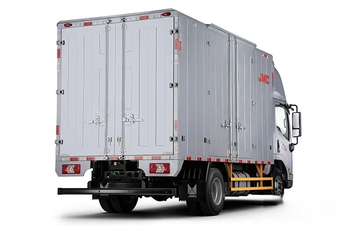 江鈴全新凱運(yùn)+：推動(dòng)高端輕卡輕量化、高效化、舒適化發(fā)展