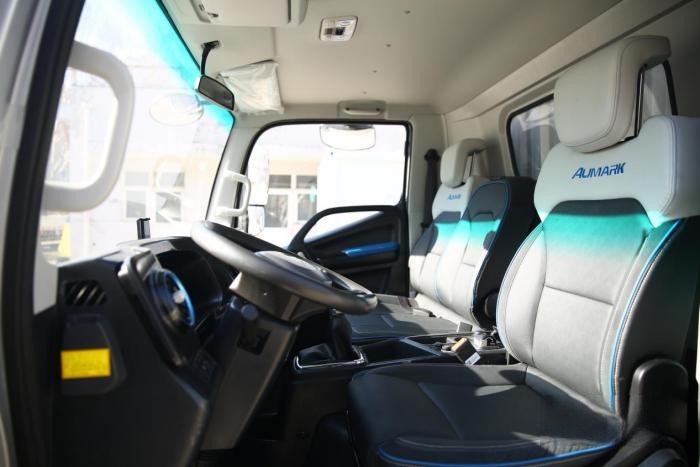 高效運(yùn)輸每一程，全新一代歐馬可超級(jí)輕卡煥新而來