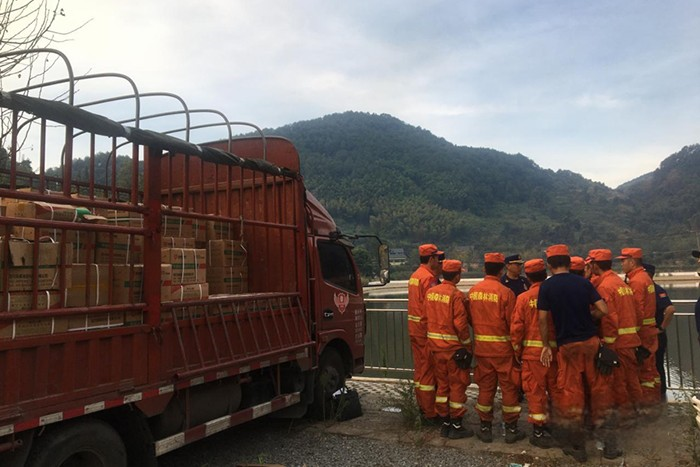 愛拼才會贏，“強哥”攜手東風多利卡一路“狂飆”