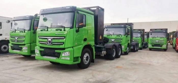 當(dāng)前謀求新能源轉(zhuǎn)型的重卡主機廠有很多,徐工算是比較成功的一個。