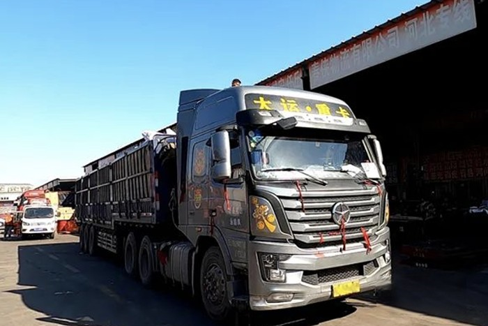 從邂逅到情緣,樊凱旋與大運重卡一路相伴