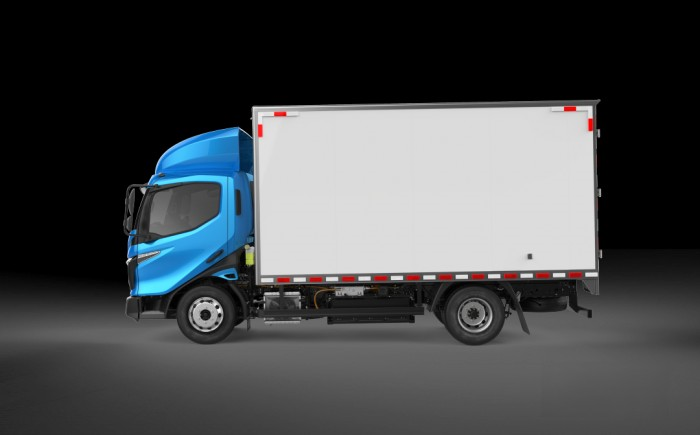 飛碟HW5:擁有智慧大腦的卡車開起來有多爽?