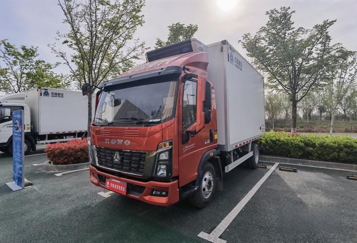 專用底盤+場景定制 中國重汽HOWO輕卡雪豹系列冷藏車實(shí)現(xiàn)多工況覆蓋