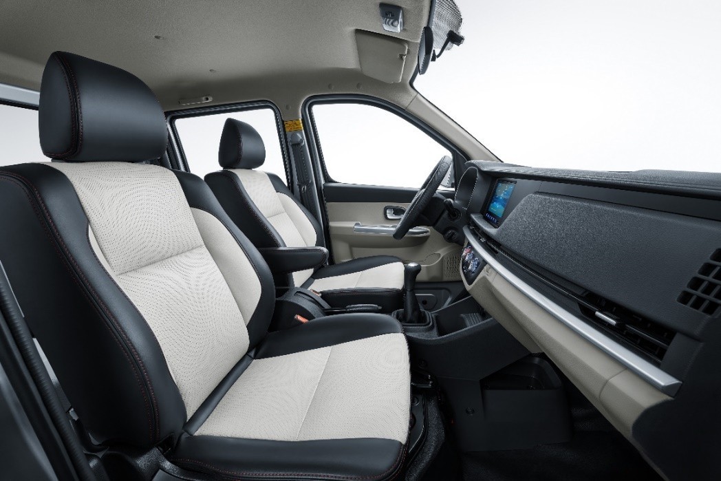 能裝能跑超舒適，“建材靚仔”種草新長安星卡