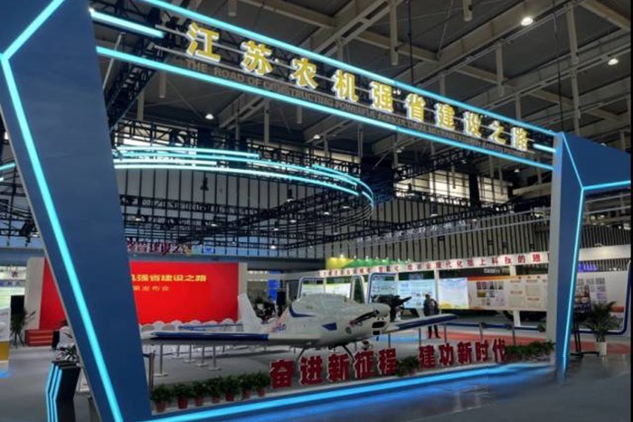 解放動力再制造發(fā)動機(jī)亮相江蘇國際農(nóng)機(jī)展