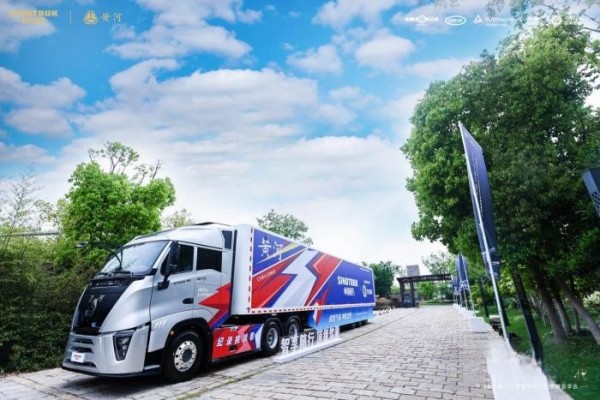 極智物流新高度，民族重卡黃河榮獲世界級雙認證！