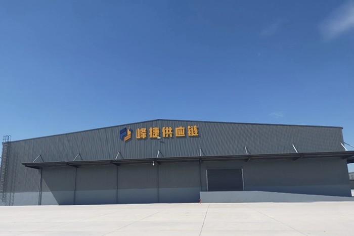 峰捷供應(yīng)鏈＆東風(fēng)商用車簽署100臺(tái)東風(fēng)天龍牽引車戰(zhàn)略合作協(xié)議