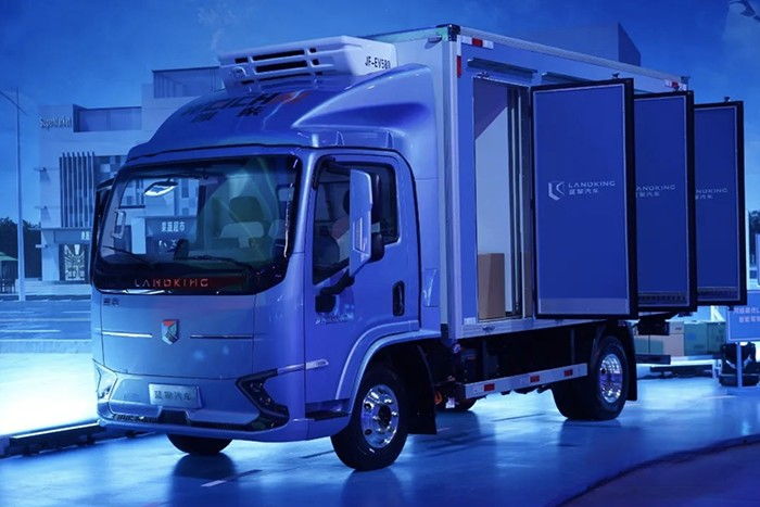 主打一個“省”，漢德電驅(qū)橋＋藍(lán)擎輕卡=省錢王者！