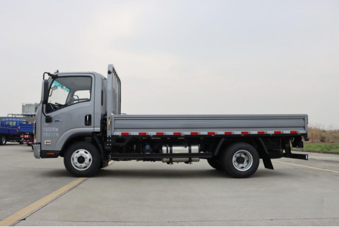 5大進階突破 28項迭代升級 全新豪寬輕卡 ? 威鈴夢想家M7耀世發布