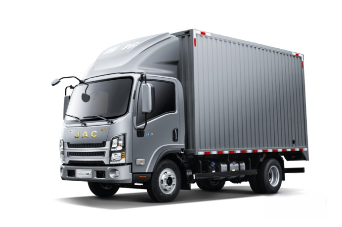 5大進階突破 28項迭代升級 全新豪寬輕卡 ? 威鈴夢想家M7耀世發布